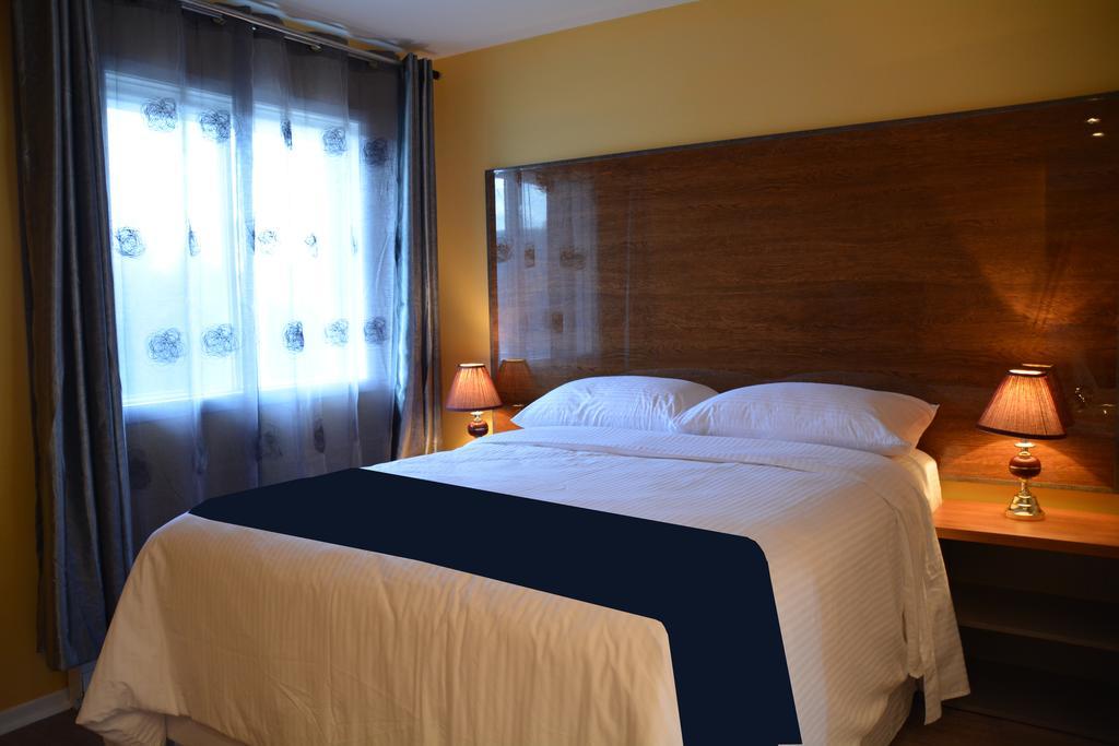 Motel Des Pentes Et Suites Saint-Sauveur-des-Monts Zimmer foto